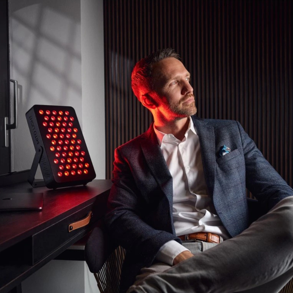 MITO LIGHT® INTRO sarkanās gaismas un tuvi infrasarkanās gaismas lampa