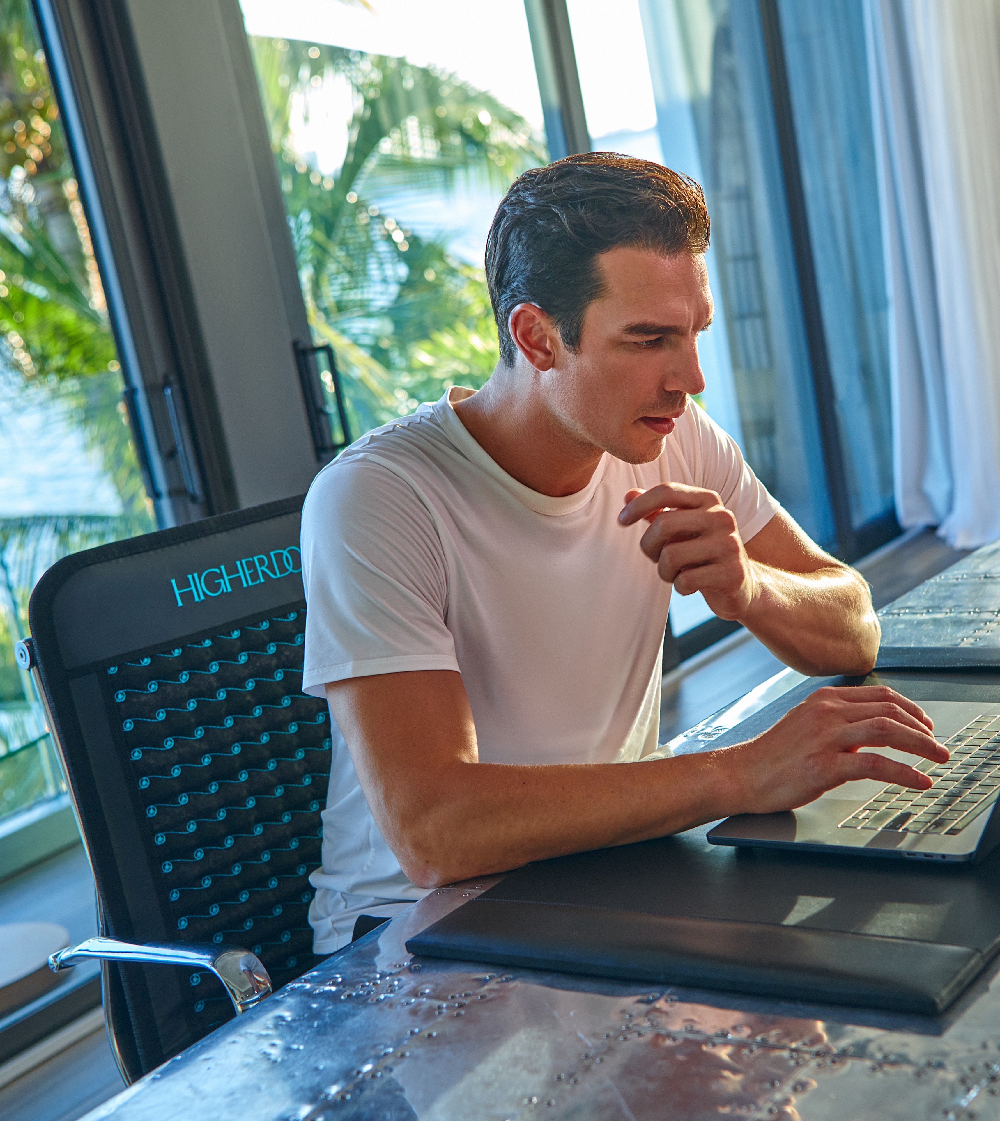 Pārnēsājams HigherDOSE® magnētiskā lauka un infrasarkanā starojuma paklājiņš