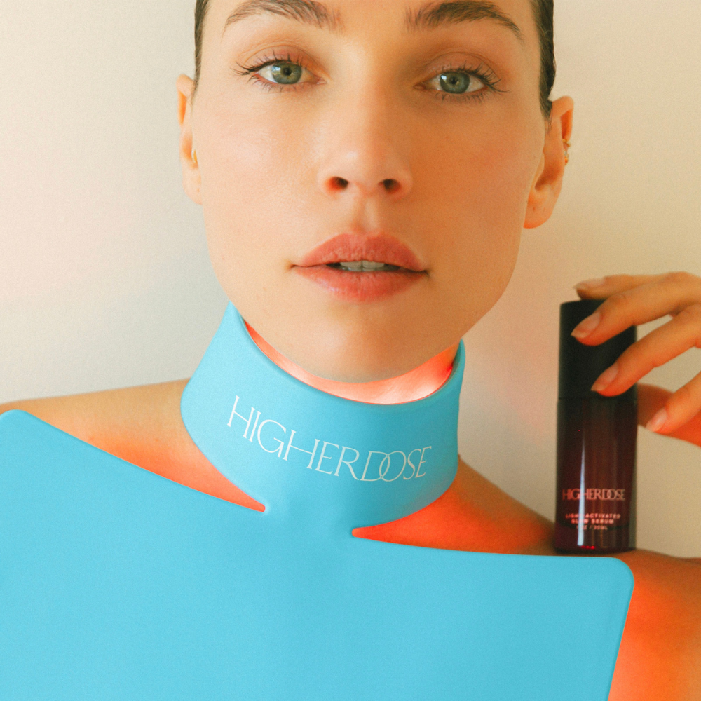 HigherDOSE® Light-Activated Glow serums ar sarkanas gaismas aktivizāciju