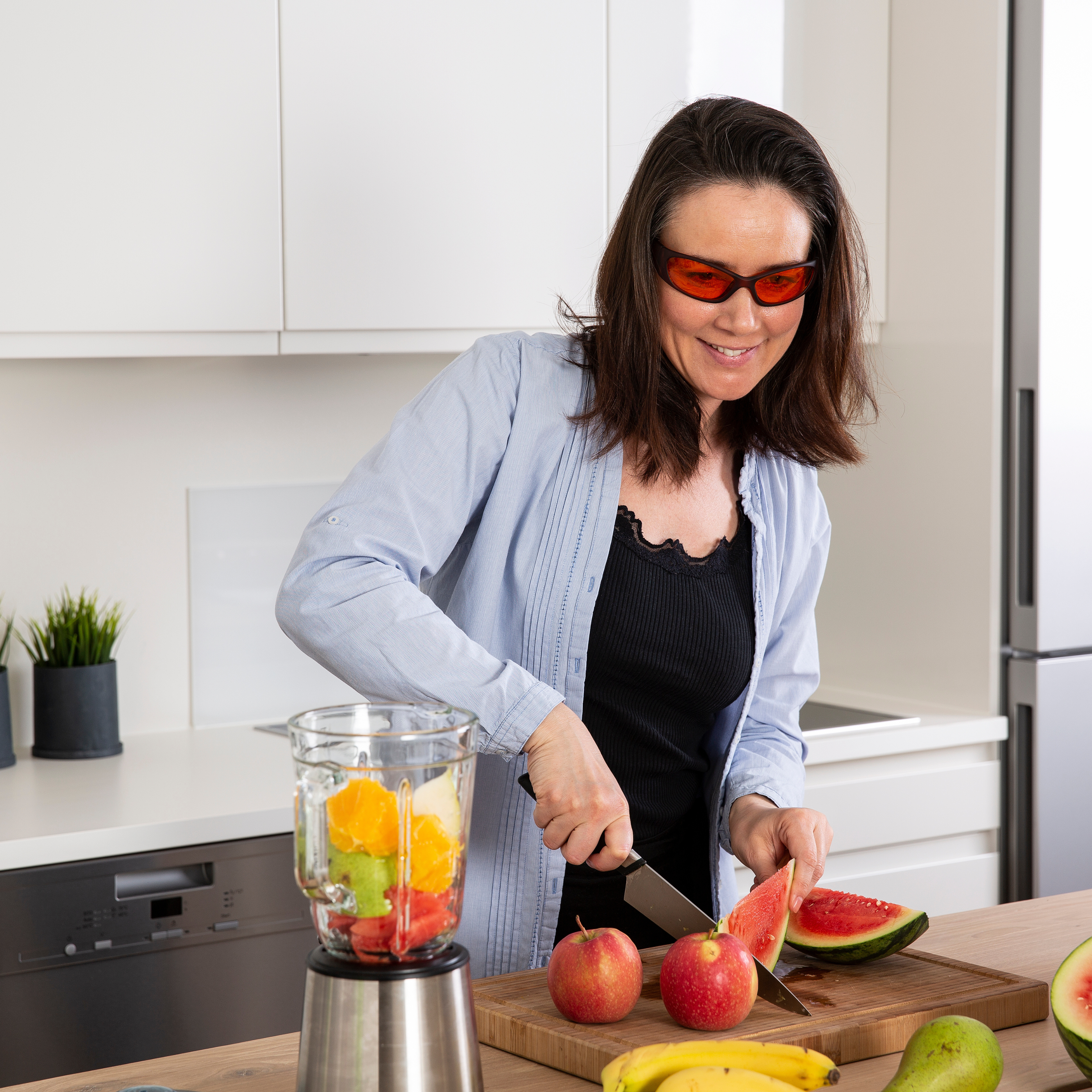 MelaMedic® AMSTERDAM II – lightweight medical blue light blocking glasses for a peaceful evening and better sleep