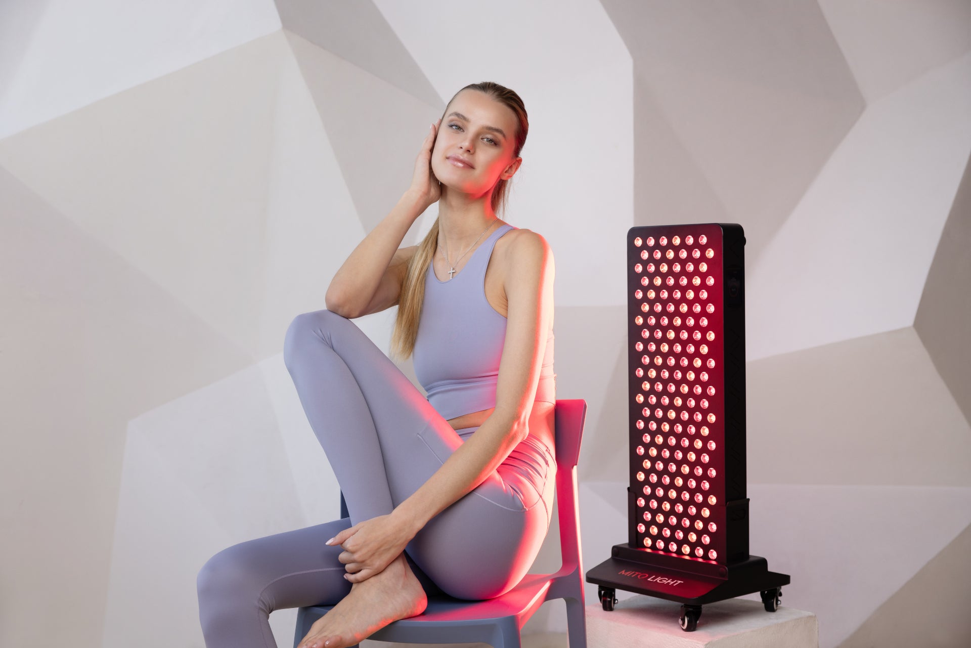 MITO LIGHT® Expert 4.0 sarkanās gaismas un tuvā infrasarkanā starojuma lampa